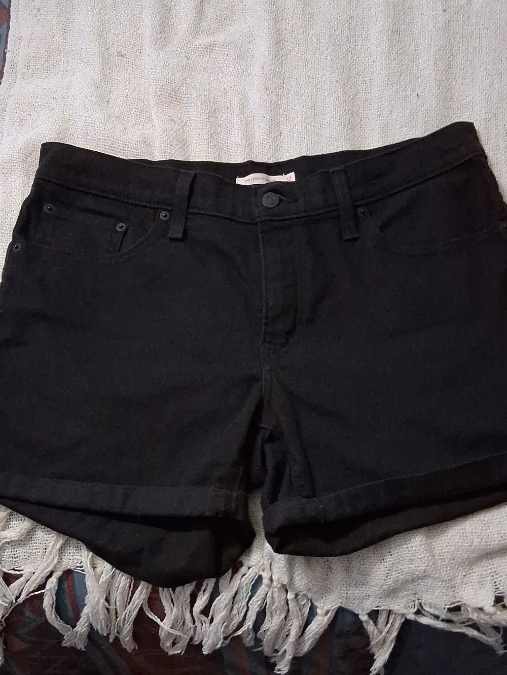 Levi's Black Women’s Denim Mid Length Shorts Size 32 Or 14 New